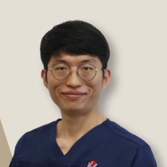 Hyeok Lee
